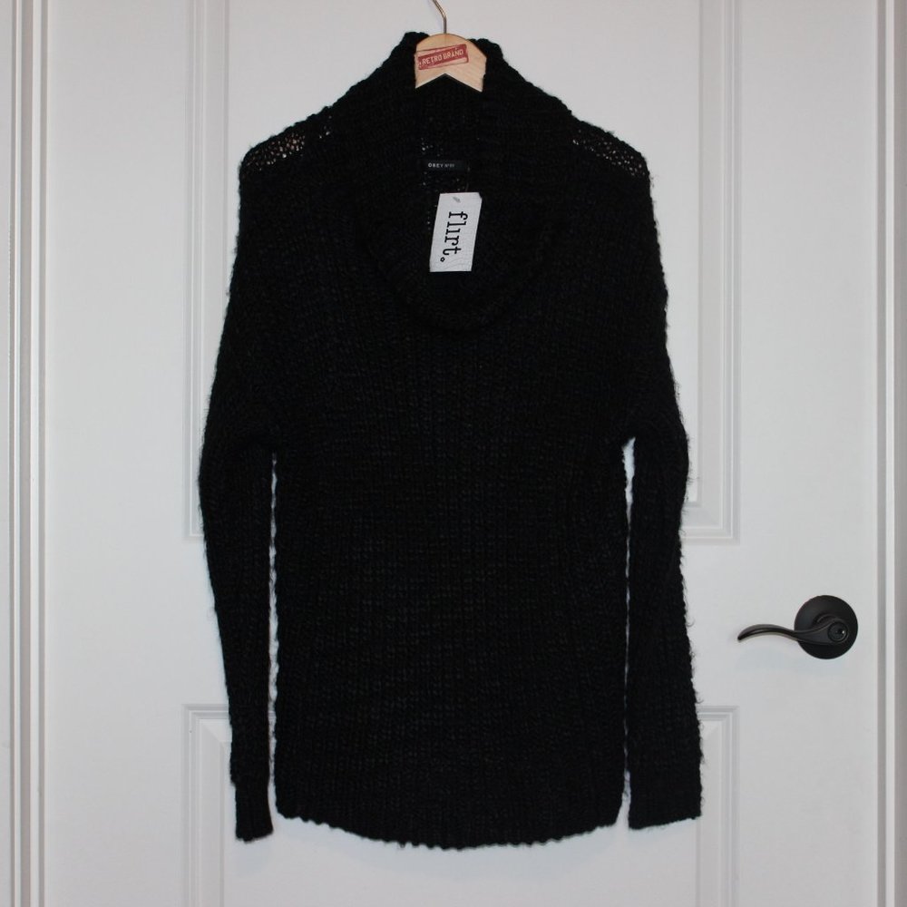 Pike Funnel Neck Sweater